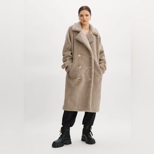 Lamarque Malani Faux Sherpa Coat medium
